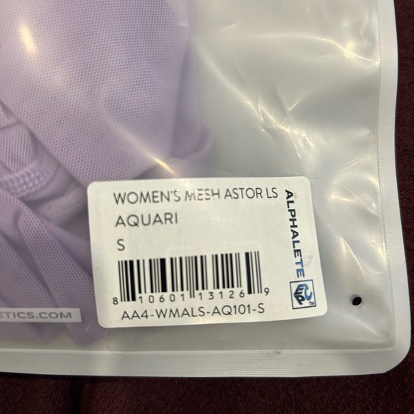 Alphalete Women's Mesh Astor Top in Aquari - Picture 4 of 7